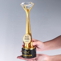 Nouveau trophée de poche créatif impression UV diamant cristal matériel métal trophée en gros