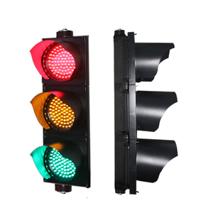 Indicateurs de signalisation routière installés sur un poteau de 6 mètres de haut au <span class=keywords><strong>carrefour</strong></span> - Product Image 1