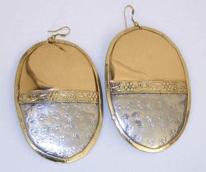 Pendiente de latón hecho a mano indio de alta calidad de estilo americano de tendencia, pendientes de latón con cuentas azules, joyería de moda chapada en oro - Product Image 2