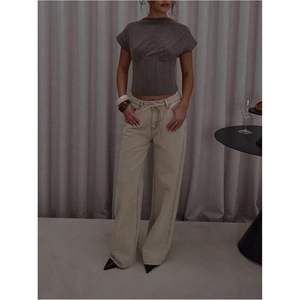 Haut court personnalisé pour femme, tricoté, à manches courtes, col rond, fermeture éclair au dos, décontracté - Product Image 2