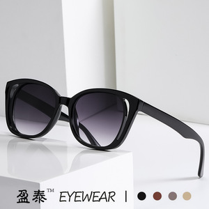 แว่นกันแดดทรงแคทอาย UV400 กรอบ PC เลนส์เรซิ่น แฟชั่นสำหรับทุกเพศ - Product Image 1