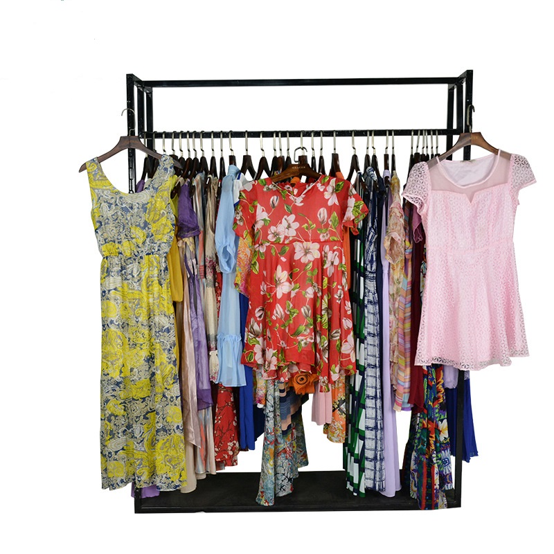 Factory Wholesale Second Hand Summer Clothes Used Ladies Silk Dress Women Clothing