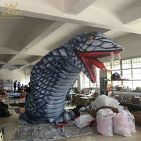 Modèle de serpent cobra gonflable géant effrayant pour la décoration extérieure d'Halloween
