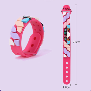 Giáng sinh Xmas tự làm hạt nhỏ khối xây dựng Vòng đeo tay nhựa Dây đeo cổ tay trẻ em ngày quà tặng đồ chơi bán buôn - Product Image 6