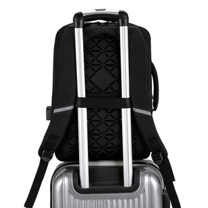 Mochila Multifuncional de Ocio para Hombre, Personalizable al por Mayor, con Logotipo Personalizado, Impermeable, para Adolescentes - Product Image 3