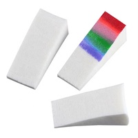 Esponja de maquillaje triangular de látex lavable OEM blanca al por mayor, herramienta mezcladora de cosméticos, modelo Little T, borla para polvos.