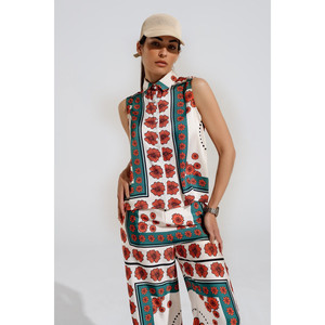 Camicia senza maniche con disegno floreale - Product Image 6