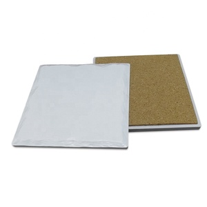 HTPmart 4 pollici sublimazione 4mm bianco MDF <span class=keywords><strong>sottobicchiere</strong></span> in <span class=keywords><strong>legno</strong></span> con sughero antiscivolo stampa su misura quadrato/raunde forma tazza <span class=keywords><strong>sottobicchiere</strong></span> - Product Image 4