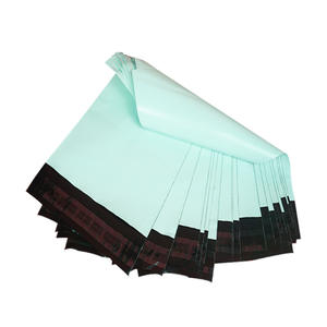 Bolsas de Polietileno Resistentes e Impermeables con Impresión Personalizada para Envío de Ropa, Pedidos <span class=keywords><strong>Urgentes</strong></span> y Envío Rápido - Product Image 5