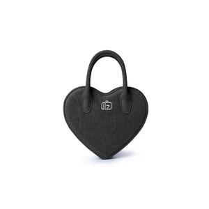 Premium di alta qualità in Denim nero da donna piccole borse a tracolla a forma di cuore da donna borse da donna - Product Image 4