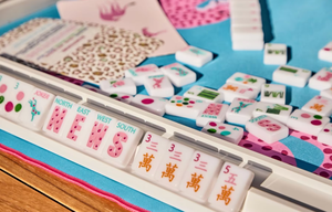 Set di Tessere Mahjong Americane con Motivo Floreale Leopardato, 160 Pezzi in Acrilico Bianco Premium Inciso, per Intrattenimento Familiare e <span class=keywords><strong>Feste</strong></span> - Product Image 3