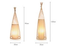 Lampe sur pied ronde en rotin et bambou naturel, style minimaliste côtier français de luxe pour intérieur