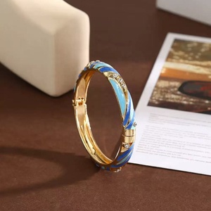 Bestseller Enamel Drop Glaze <b>Bracelet</b> Is Creative, High-end Fashionable and Versatile the Design of the <b>Bracelet</b> Is Geometric - Product Image 2