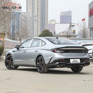 Autos Usados de Alta Calidad, <span class=keywords><strong>Hyundai</strong></span> Sonata Sedán, Gasolina, 5 Asientos, Estándar GCC, Volante a la Izquierda - Product Image 4