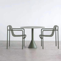 Table et chaises de jardin, ensemble simple et décontracté pour balcon extérieur, petit ensemble de chaises et table de bar pour extérieur
