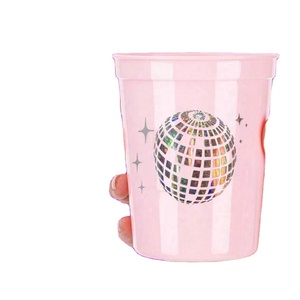Vasos Reutilizables de Plástico de 16 oz para Despedida de Soltera, Ideales para Fiestas con Temática Disco - Product Image 4