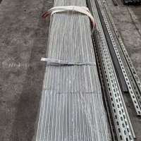 Barre d'angle fendue par fer en acier laminé à chaud standard de barre d'angle de fer d'acier doux 100*100mm