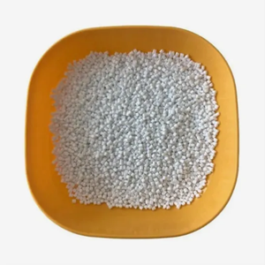 Haute brillance Polyester téréphtalate (PET) résine plastique granulés PET matériau de moulage alimentaire pour bouteilles d'eau fibres bon prix - Product Image 1