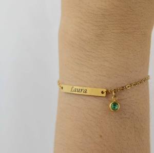 Bracciale Personalizzato con Ciondolo a Barra con Pietra Portafortuna, Nome e Data, in Acciaio Inossidabile, Gioiello Vuoto per Regalo Migliore Amica - Product Image 4