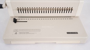 उच्च गुणवत्ता और स्थायित्व लिखने पुस्तक धागा दस्तावेज़ के लिए भारी शुल्क कंघी बंधन मशीन बाध्यकारी - Product Image 5