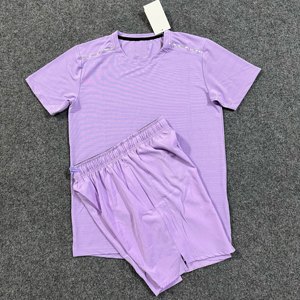 Conjunto Deportivo Corto para Hombre al por Mayor con Franjas Reflectantes, <span class=keywords><strong>de</strong></span> Secado Rápido y Transpirable, Jersey Deportivo para Fitness, Running y Entrenamiento - Product Image 4