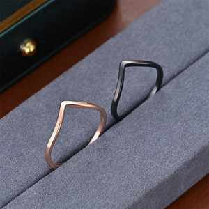 패션 변색 방지 PVD 도금 실버 18K 골드 스테인리스 스틸 바다 물결 반지 여성 남성용 주얼리 - Product Image 4