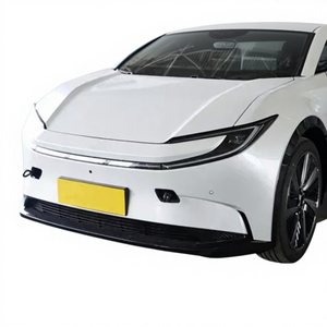 Toyota BZ5 2025 550 PRO, Vehículo Eléctrico Puro de Toyota, SUV de 5 Plazas con Gran Autonomía de 550 Km, Color Blanco Platino - Product Image 2