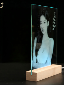 Marco de Fotos de Vidrio Iluminado Hecho a Mano Personalizado, Impermeable, con Foto de Ídolo, Adornos Giratorios, Soporte para Fans, Creativo y Exclusivo - Product Image 3