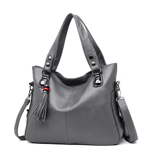 2023 женская летняя винтажная сумка с монограммой, кожаная сумка с кисточками и заклепками