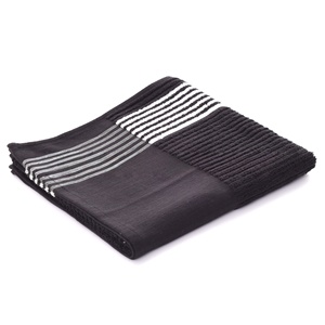 <span class=keywords><strong>Serviette</strong></span> de club de golf personnalisée <span class=keywords><strong>Serviette</strong></span> de bain en coton jacquard à rayures colorées <span class=keywords><strong>Serviette</strong></span> de sport non pelucheuse à séchage rapide et absorbant l'eau pour les centres de villégiature - Product Image 5