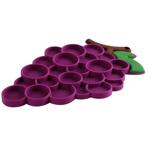 Cuenco de silicona para mascotas con forma de uva, bandeja de alimentación con 18 agujeros para perros y gatos - Product Image 1