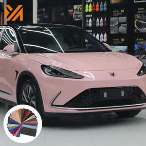 Film d'emballage de voiture en vinyle ultra brillant amovible super extensible de 1.52x18 verges pour autocollant de carrosserie - Product Image 3