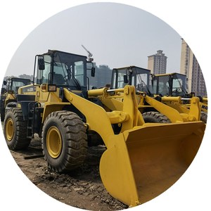 Minicargadora de ruedas usada Komatsu, máquina cargadora frontal de 5 toneladas con carga nominal, original, japonesa, en buen estado - Product Image 1