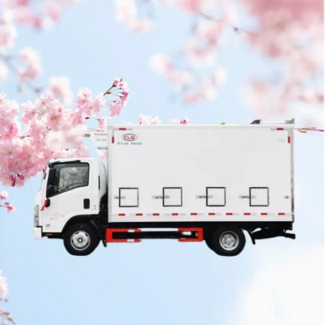 Japão Motor ISUZU 4*2 Day Old Baby Chicks Transport Truck com Sistema De Aquecimento De Água