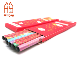 Ensemble de crayons vert avec citations inspirantes, lot de 6 crayons HB n°2 pré-affûtés avec impression dorée, gommes à effacer intégrées dans une boîte personnalisée - Product Image 3