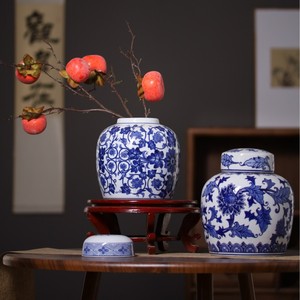 Vase en porcelaine bleu blanc en céramique chinoise peint à la main Pot général pour ornement de salon de bureau Option de pot de gingembre disponible - Product Image 2