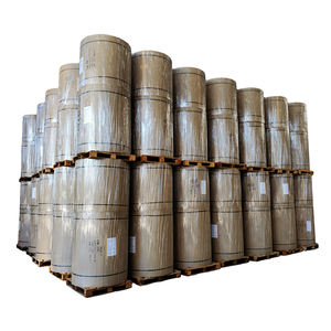 Papier spécial industriel brun en bobine 350 g/m² pour la production de tubes textiles, de films étirables et de mandrins de film - Product Image 1
