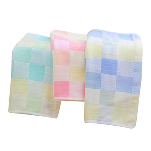 Serviette pour bébé en gaze double couche en pur coton Carlota, 25x50 cm, motif à carreaux, pour nourrissons et jeunes enfants - Product Image 5