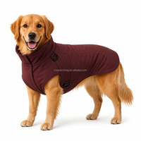 Wasserdichte Hundejacke Maßgefertigter Haustier-Regenmantel Winddichter Warmer Kapuzenmantel für Outdoor-Spaziergänge für Welpen Mittelgroße und Große Hunde Großhandel