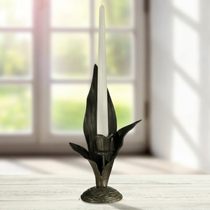เชิงเทียนเหล็กหล่อลายดอกไม้สไตล์วินเทจสำหรับตกแต่งโต๊ะกลางแบบขายส่ง - Product Image 1