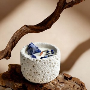 Maßgefertigte Vulkanstein-Zement-Duftkerze mit Natürlichen Kristallsteinen und Holzdocht Aromatherapie-Geschenkkerze - Product Image 6