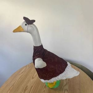 Costume de canard de pelouse personnalisé avec logo pour la fête de la Saint-Valentin, le carnaval et le Jour de l'Indépendance, fabriqué par Porch Clothes Manufacturer - Product Image 2