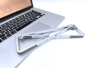 2023 elegante scrivania ergonomica leggera per <span class=keywords><strong>Laptop</strong></span> fino a 15.6 "<span class=keywords><strong>Laptop</strong></span> per MacBook Air/Pro Dell <span class=keywords><strong>HP</strong></span> Lenovo Sumsung Ipad - Product Image 2