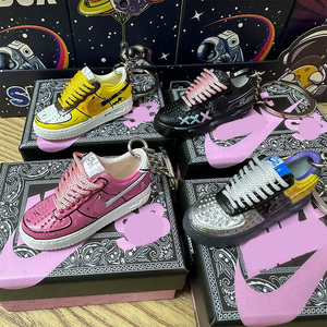 Meilleures ventes : Ensemble de porte-clés et pendentifs en PVC <span class=keywords><strong>Air</strong></span> <span class=keywords><strong>Force</strong></span>, série boîte à chaussures 3D, accessoires cadeaux et ornements suspendus de luxe pour voiture et sac - Product Image 4