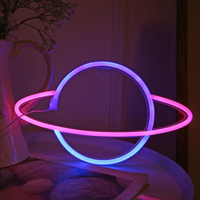 Enseigne au néon en forme de visage d'extraterrestre, décoration murale pour fête de Noël, lampe de nuit pour la maison, chambre d'enfant, décoration artistique
