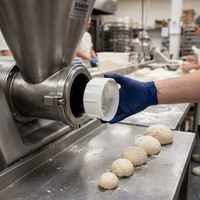 Machine à découper la pâte automatique professionnelle en acier inoxydable 304, diviseuse et bouleuse de pâte à poids précis pour pizza, pain, biscuits et petits pains