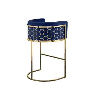 <span class=keywords><strong>Tabouret</strong></span> <span class=keywords><strong>de</strong></span> <span class=keywords><strong>bar</strong></span> élégant avec dossier haut en <span class=keywords><strong>velours</strong></span> blanc, base en métal doré robuste et détail unique en nid d'abeille - Product Image 6