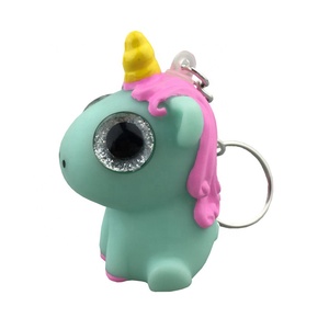 3D unicornio Popeyed Llaveros de goma de plástico Ojos suaves Popping unicornio Pvc Llaveros - Product Image 3