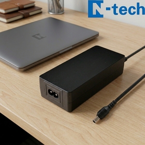 Chargeur de batterie au lithium 25V 100W avec protection intelligente pour vélos électriques pliables et trottinettes de banlieue certifié SAA CE - Product Image 1