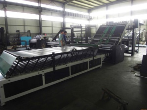 Machine de laminage industrielle semi-automatique 5 plis pour carton ondulé - <span class=keywords><strong>Prix</strong></span> du laminateur - Product Image 2